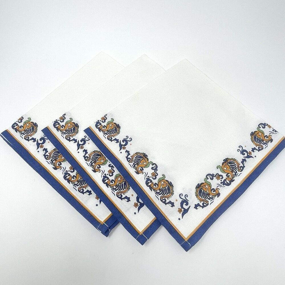 NWT Williams Sonoma Set Of 3 Napkins Deruta Dragon White Blue (Flaw On 1)